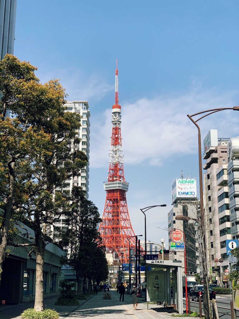 東京